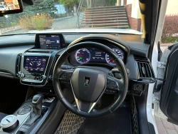 Toyota Crown 26