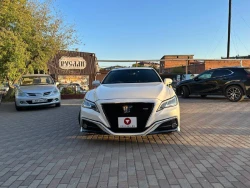 Toyota Crown 28